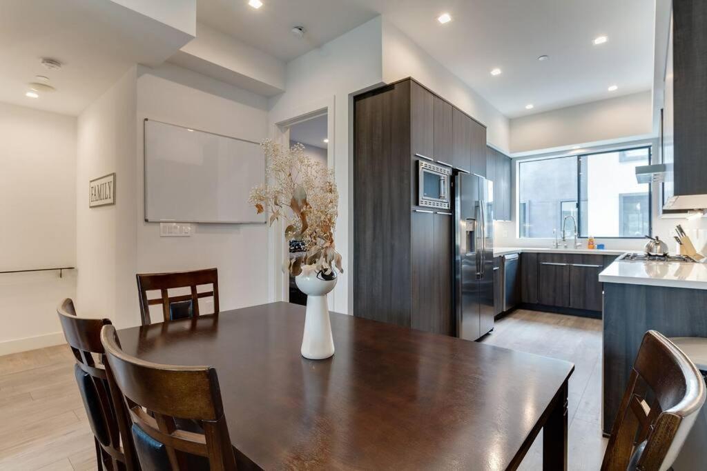 Modern 4 Bedroom Charmer W/ Rooftop Deck #2 Los Ángeles